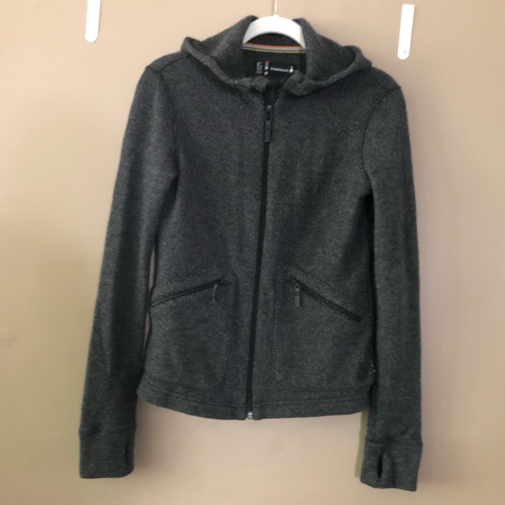 Smartwool dark gray hooded jacket size xs